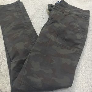 Gap Skinny girlfriend chinos